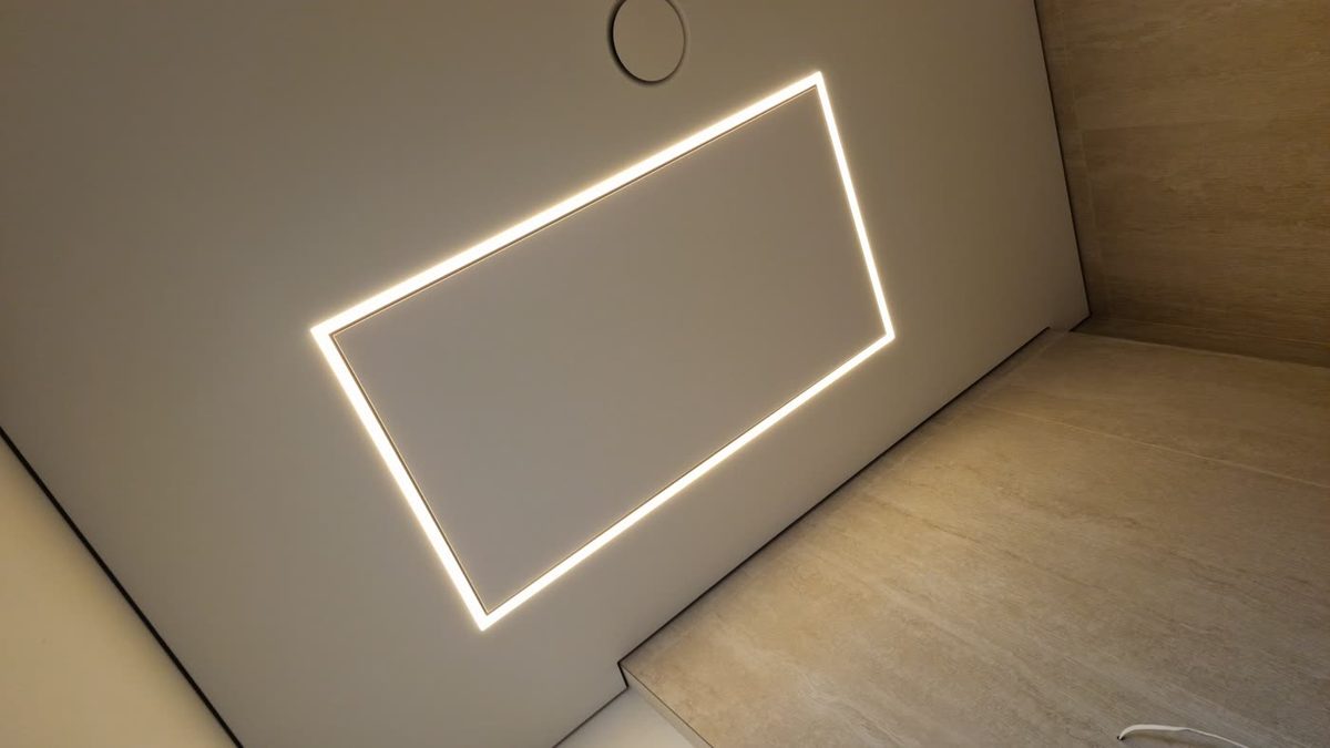 Световой люк Ceilma со светодиодной линией по периметру